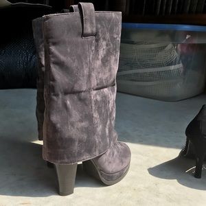 Suede Boots  pull on heeled  size 8 make an offer